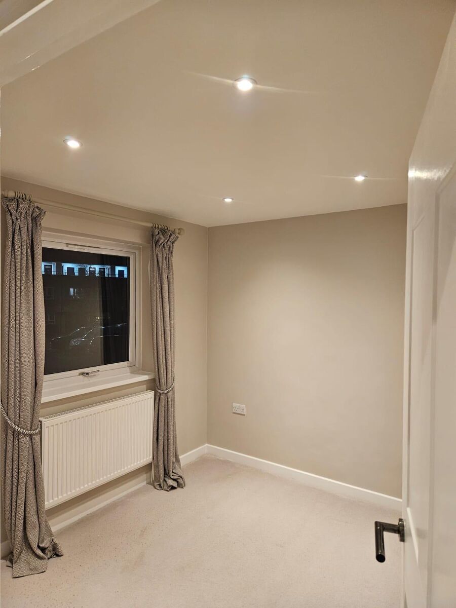 painter and decorator near me Whitechapel